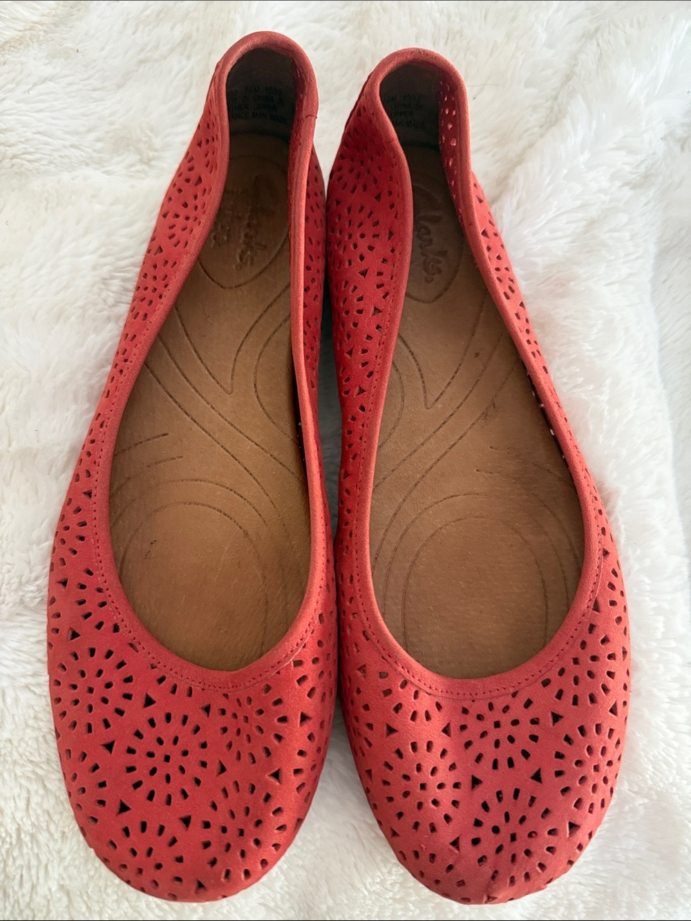 Red Women's Laser-Cut Ballet Flats